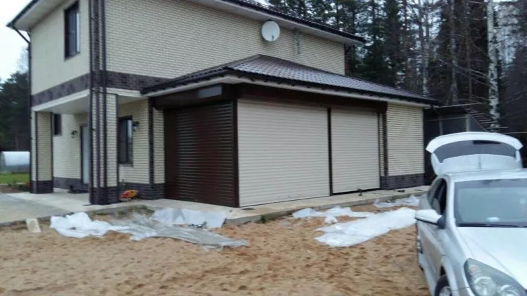 Ворота роллетные DoorHan RH77M в ДНП Солнечное